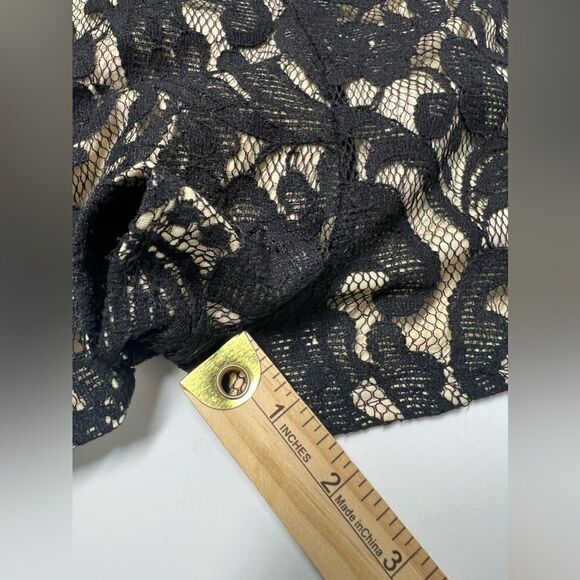 Blu Pepper Bohemian Black Lace Long Sleeve Romper size L - Picture 12 of 15